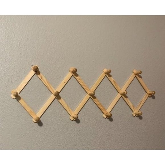 New Accordion Style Expandable Wall Wooden Coat Rack 13 Hooks (Pegs) - Picture 1 of 2